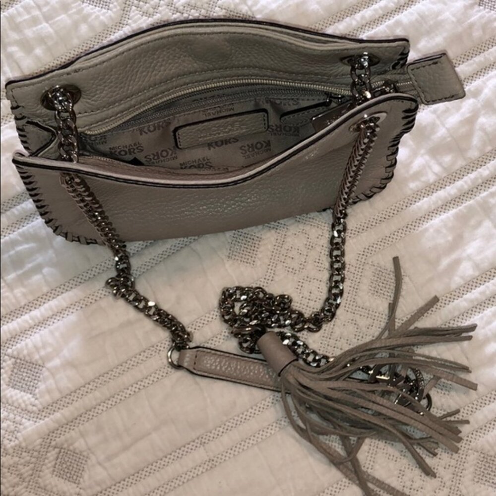 Michael Kors Whipped Chelsea Shoulder Crossbody Bag - Picture 7 of 8